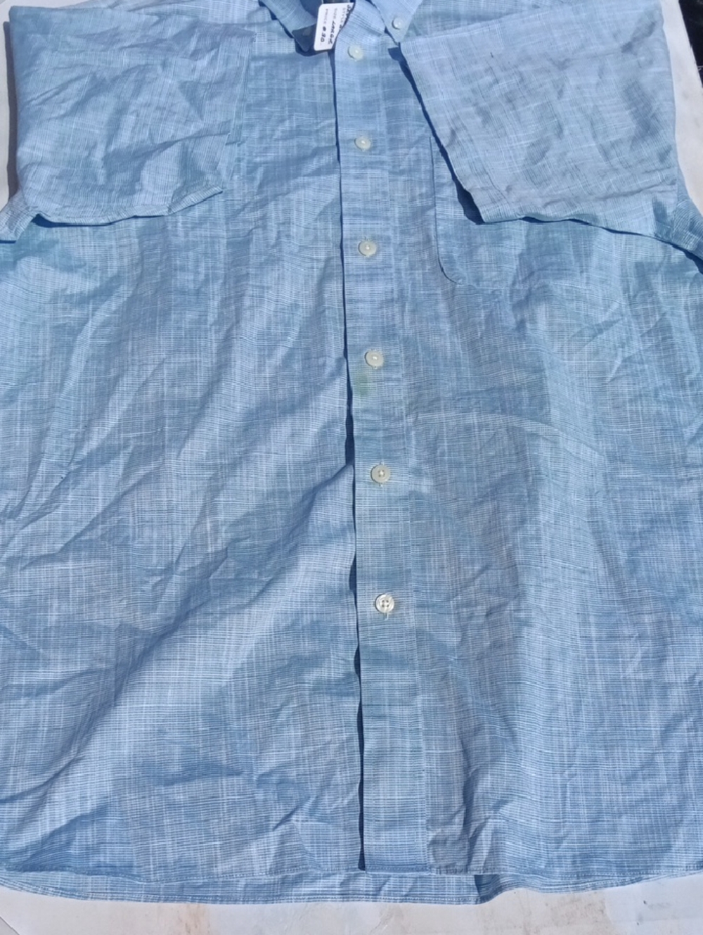 Light Blue Men's Short-Sleeve Button-Up Shirt